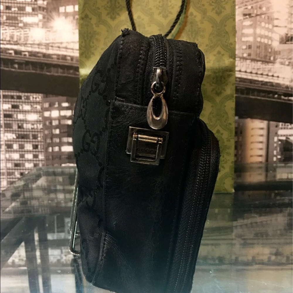 Authentic Gucci GG Canvas Shoulder Bag - Picture 6 of 13